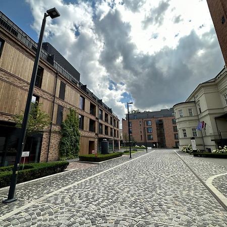 Appartement Browar Lubicz- 5Min Walk To The Old Town, Garage à Cracovie Extérieur photo