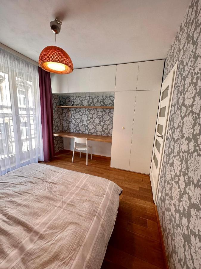 Appartement Browar Lubicz- 5Min Walk To The Old Town, Garage à Cracovie Extérieur photo